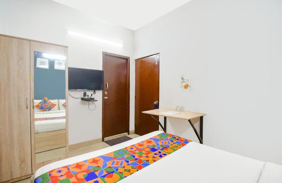 Vrindavan Bhakti Bhavan- Near Prem Mandir By Mukund Hotell Eksteriør bilde