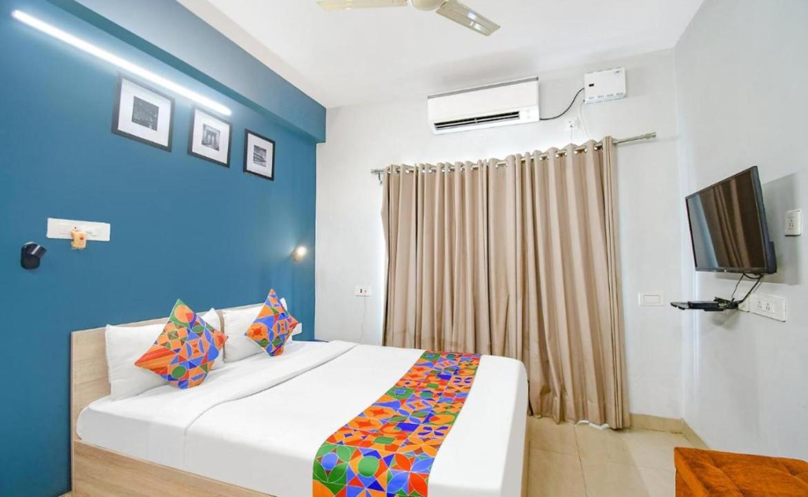 Vrindavan Bhakti Bhavan- Near Prem Mandir By Mukund Hotell Eksteriør bilde